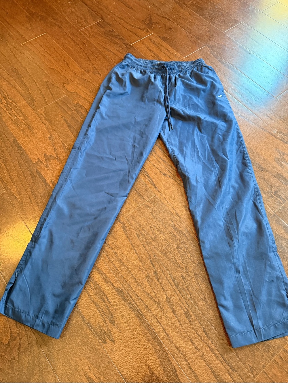 Windbreaker pants size small